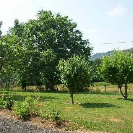 Holiday home Maison Independante Avec Grand Jardin, Proche Sites Touristiques Et Activites Outdoor - Fr-1-742-23